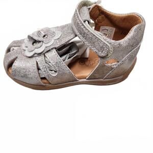 NEW FRODDO infant closed toe sandal in silver